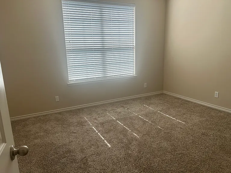 950 Henderson St #1320 — Photo 6