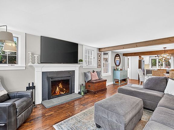 4th image of 128 Bayridge Ln