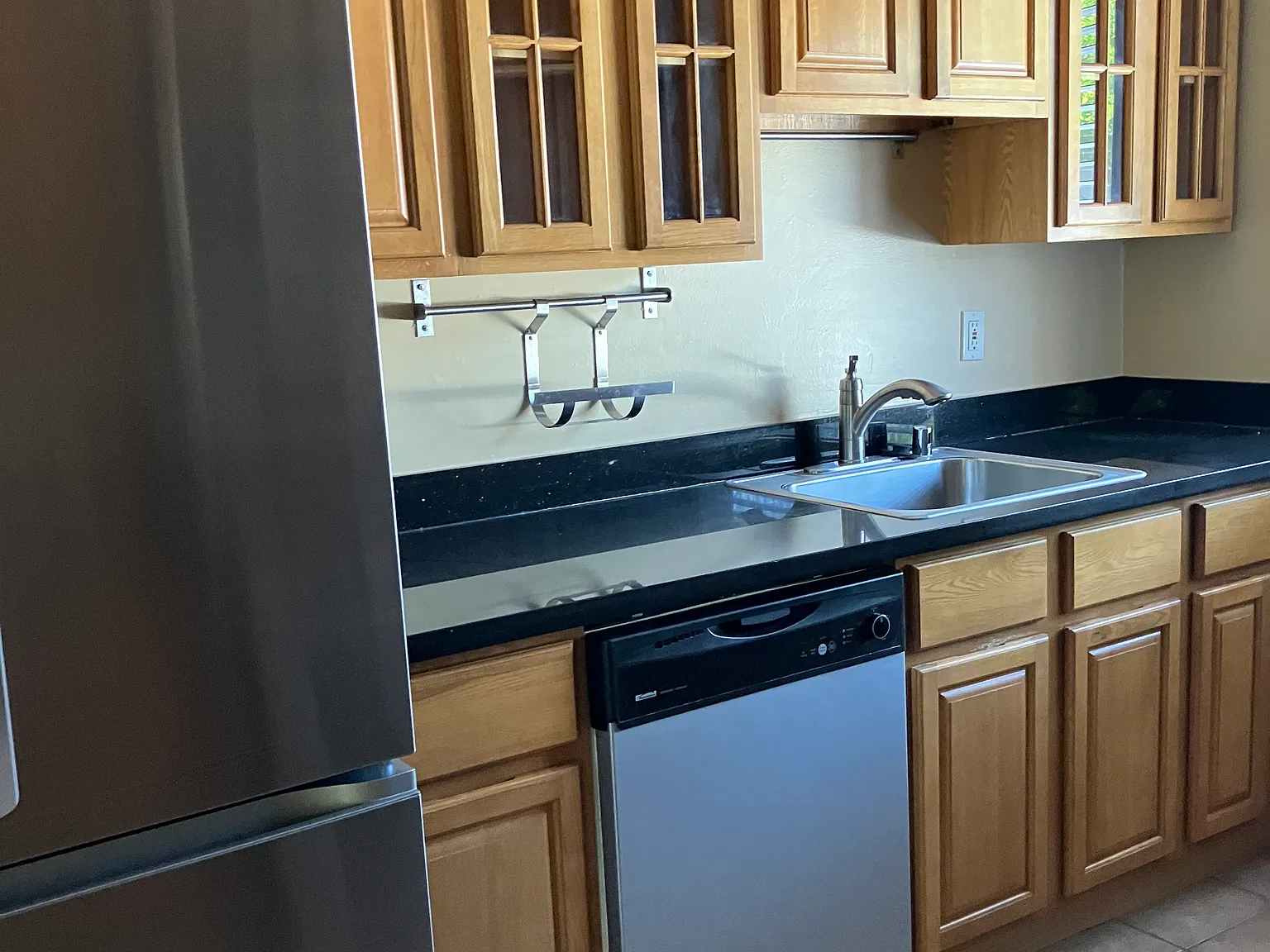 2 bed, 1007 sqft, $2,400 — Photo 4