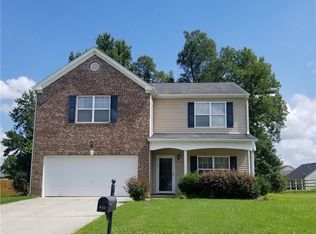410 Stoney Run Dr, Mc Leansville, NC 27301