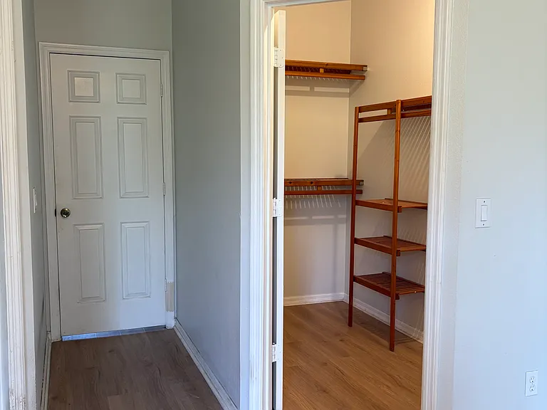 696 Carrigan Woods Trl — Photo 3