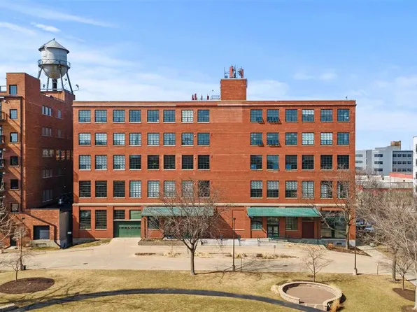 905 3rd St SE APT 406, Cedar Rapids, IA 52401