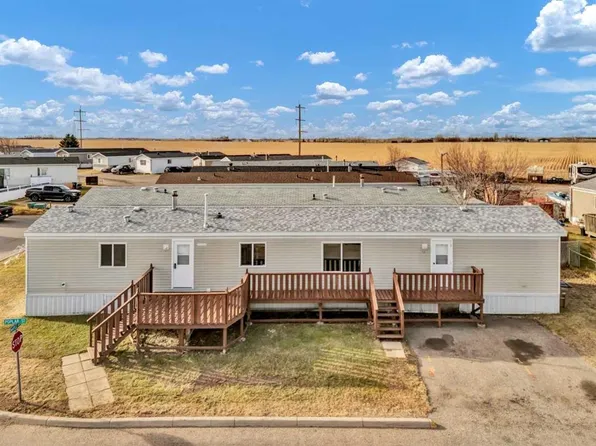 57 Maple Dr W, Brooks, AB T1R 1J2