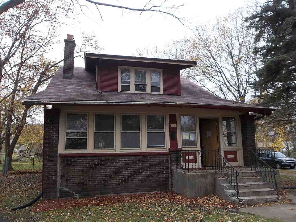 1st image of 128 N Horace Ave