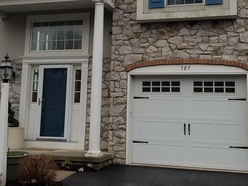 2nd image of 783 Oak Leaf Ln