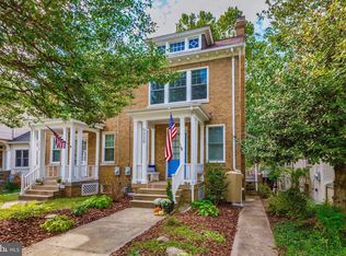 5320 42nd St NW, Washington, DC