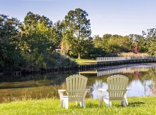 1 Beech Dr APT E, Middle River, MD 21220