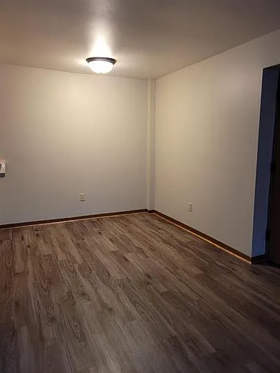 401 N Walnut St #303 — Photo 5