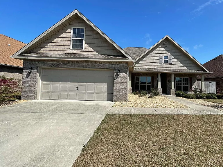 5010 Maggie Ln — Photo 1