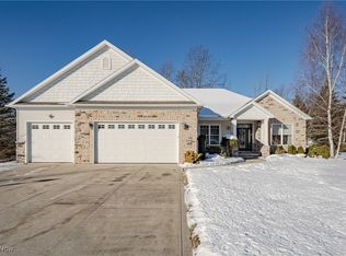 3284 Millwood Ln NW, Uniontown, OH 44685