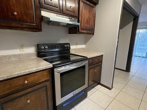 4th image of 6216 Kirsten Dr