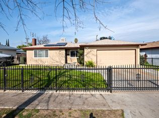 4863 E Floradora Ave, Fresno, CA 93727