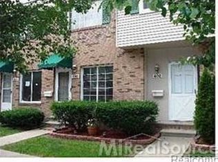 403 Estrada Dr, Belleville, MI 48111