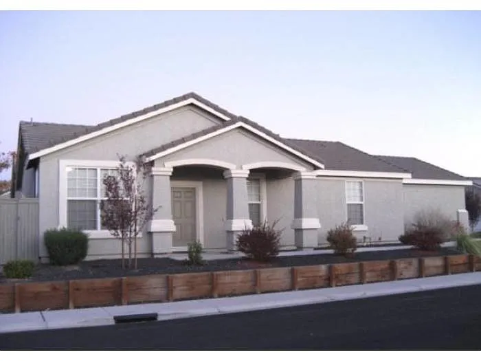 10502 Iron Point Cir photo 1