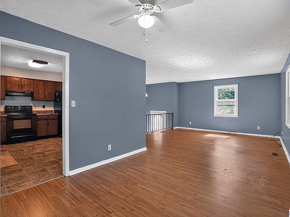 5th image of 6326 Perry St