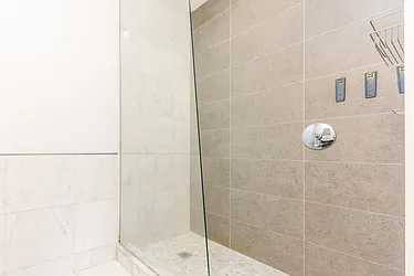 Sold by Modern Spaces