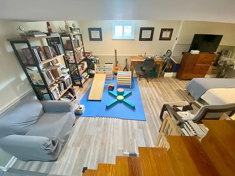 7131 Constantine Ave — Photo 16