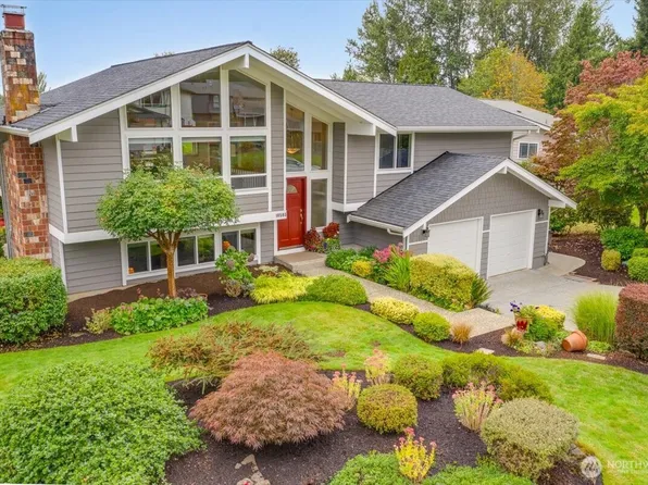 10503 158th Avenue NE, Redmond, WA 98052