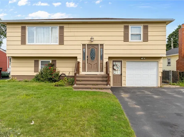 290 Ridgewood Rd, Rochester, NY 14626