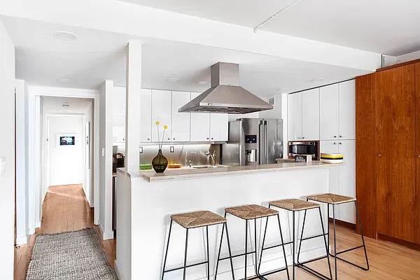 Sold by Compass | media 5