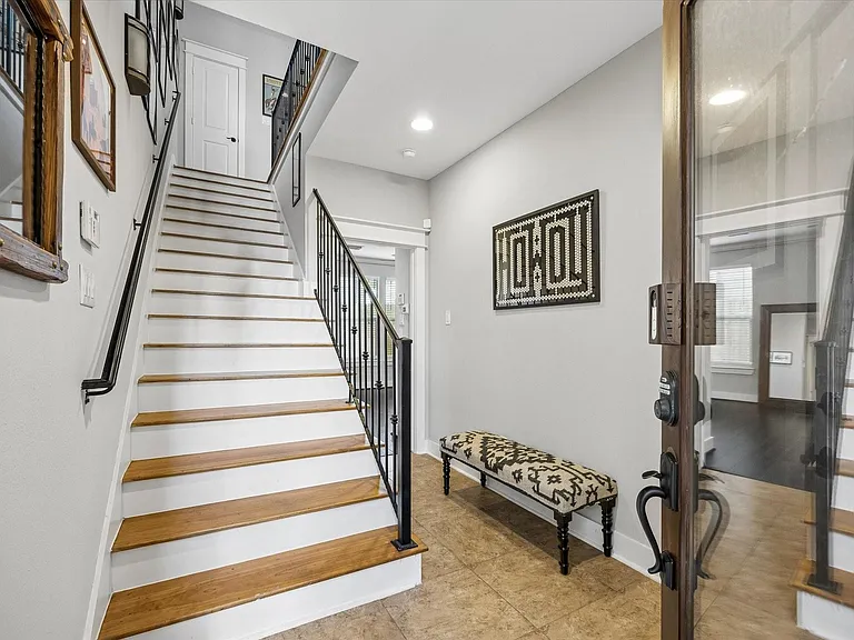 107 Riley Ln — Photo 18