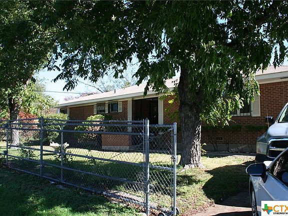 5th image of 506 E Fowler Ave