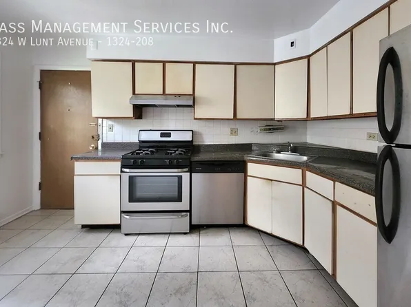 1324 W Lunt Ave APT 208, Chicago, IL 60626