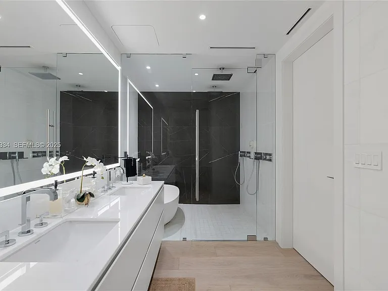 300 Biscayne Boulevard Way #4707 — Photo 19