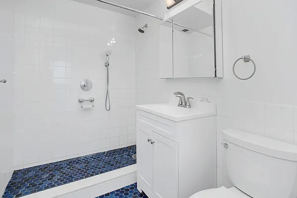 Sold by GANIARIS REALTY GROUP INC | media 6