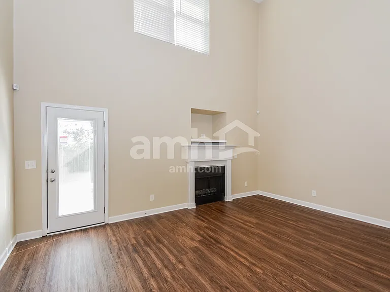 1108 Tiger Woods Way — Photo 8