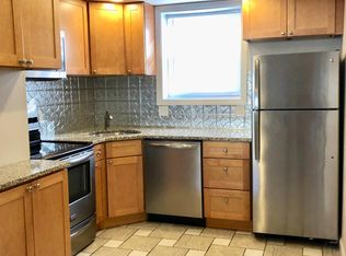 30 Parker St, Quincy, MA 02169