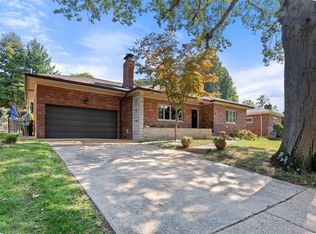 30 Willmore Rd, Saint Louis, MO 63109