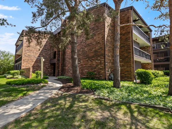 14620 Scarborough Ct Penthouse 2, Oak Forest, IL 60452