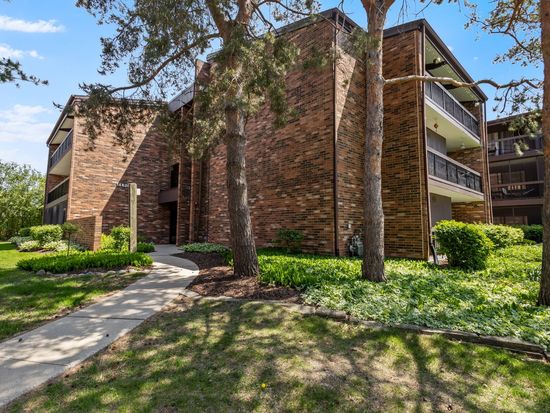 14620 Scarborough Ct PENTHOUSE 2, Oak Forest, IL 60452