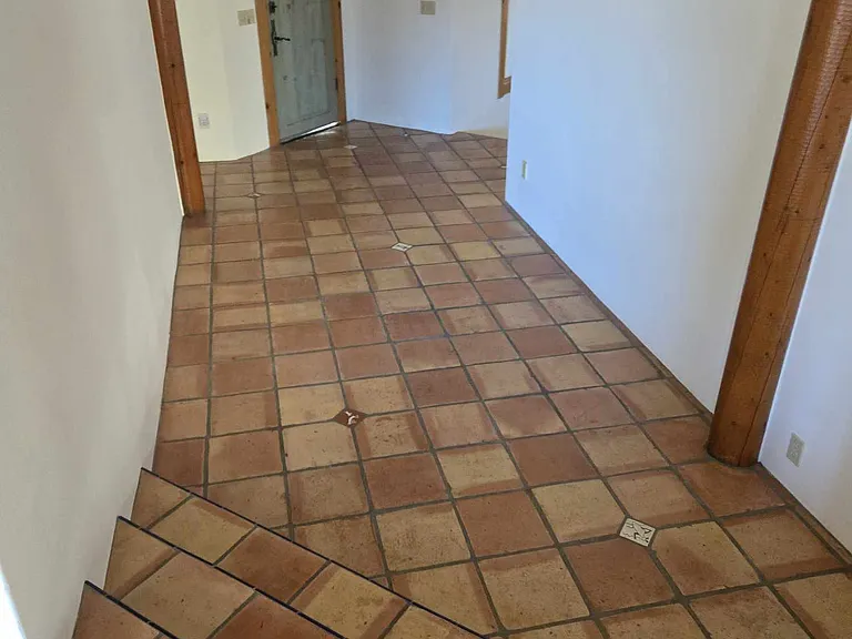 28221 Cumberland Rd — Photo 7