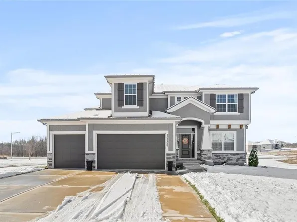 10308 N Oakland Ave, Kansas City, MO 64157