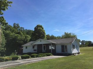 181 Logwood Ln, Calvin, WV 26660