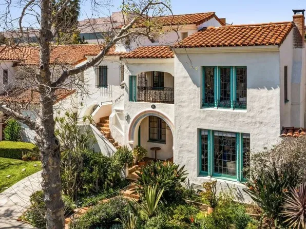 159 N Arnaz Dr, Beverly Hills, CA 90211