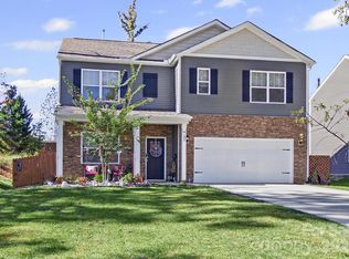 37 Caitlin Heights Ct, Fletcher, NC 28732
