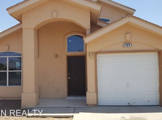 504 Valle Cromo Way, Socorro, TX 79927