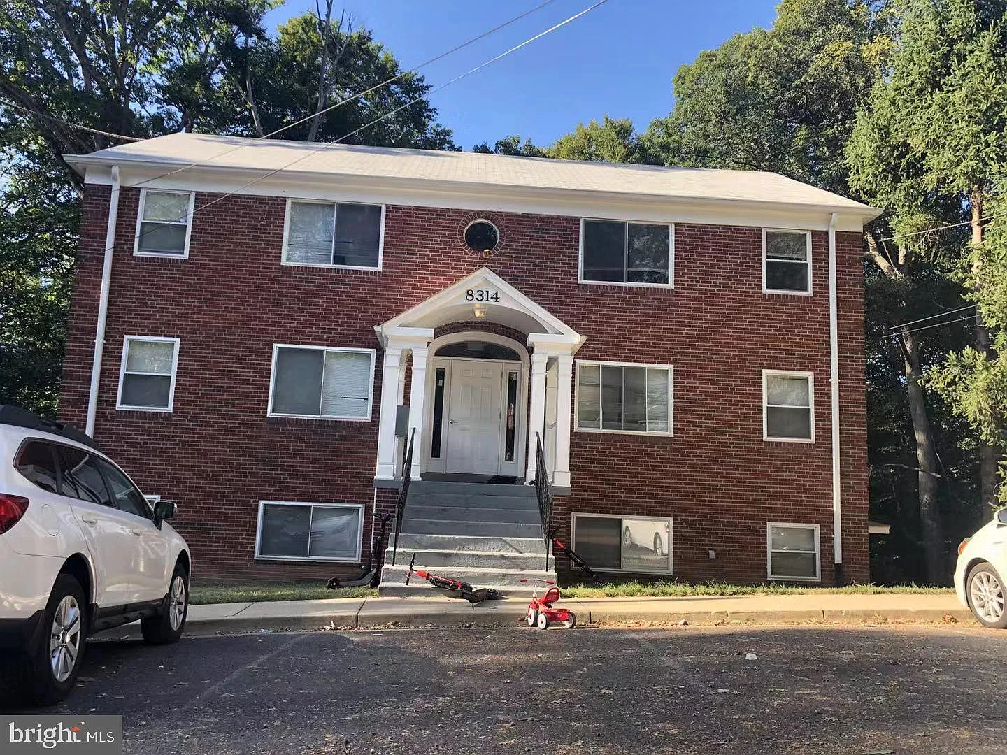 2 bed, $1,650 — Photo 1