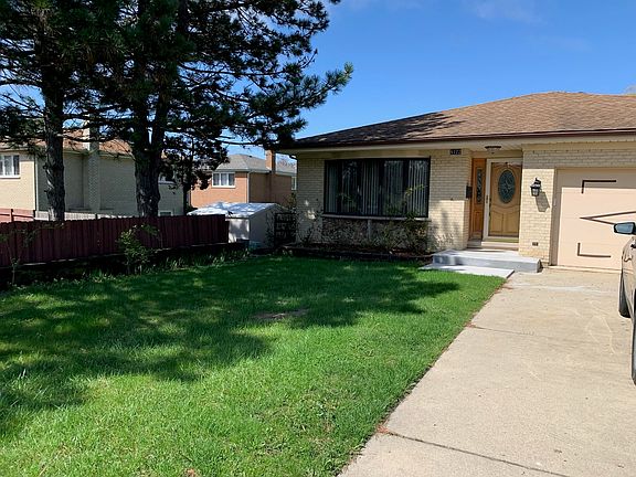 2nd image of 8122 Caldwell Ave