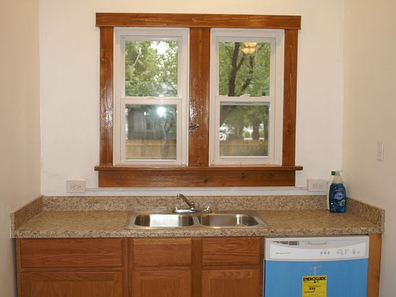New kitchen cabinets, windows and DW