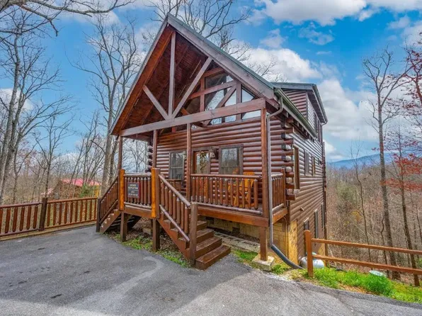 2005 Settlers Ridge Way, Gatlinburg, TN 37738