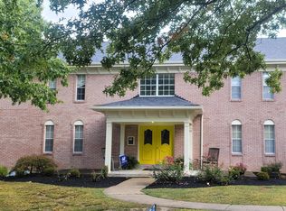 38 Superior Dr #2, Fort Mitchell, KY 41017