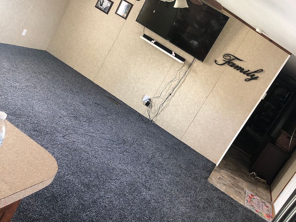 New carpet in living 