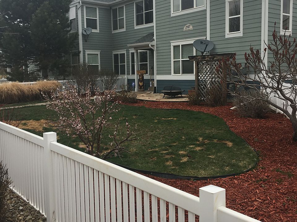 Must see yard ready for pets