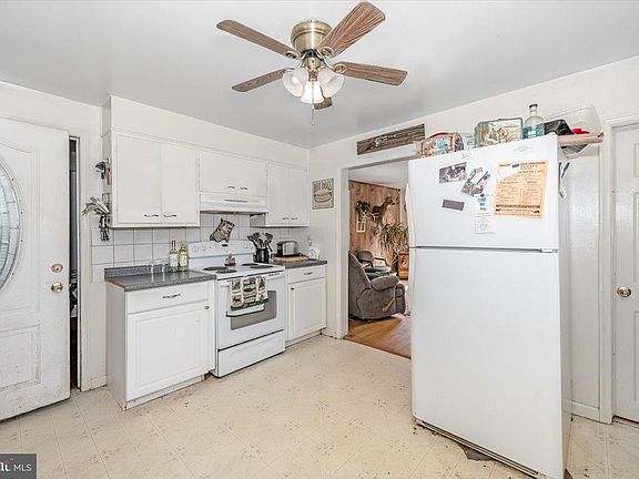 11th image of this home