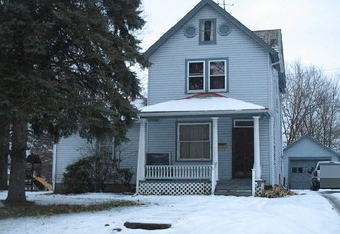 1st image of 921 Prospect St