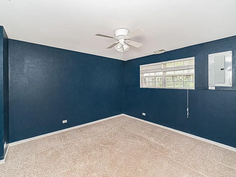 1060 Ellsworth Dr — Photo 29